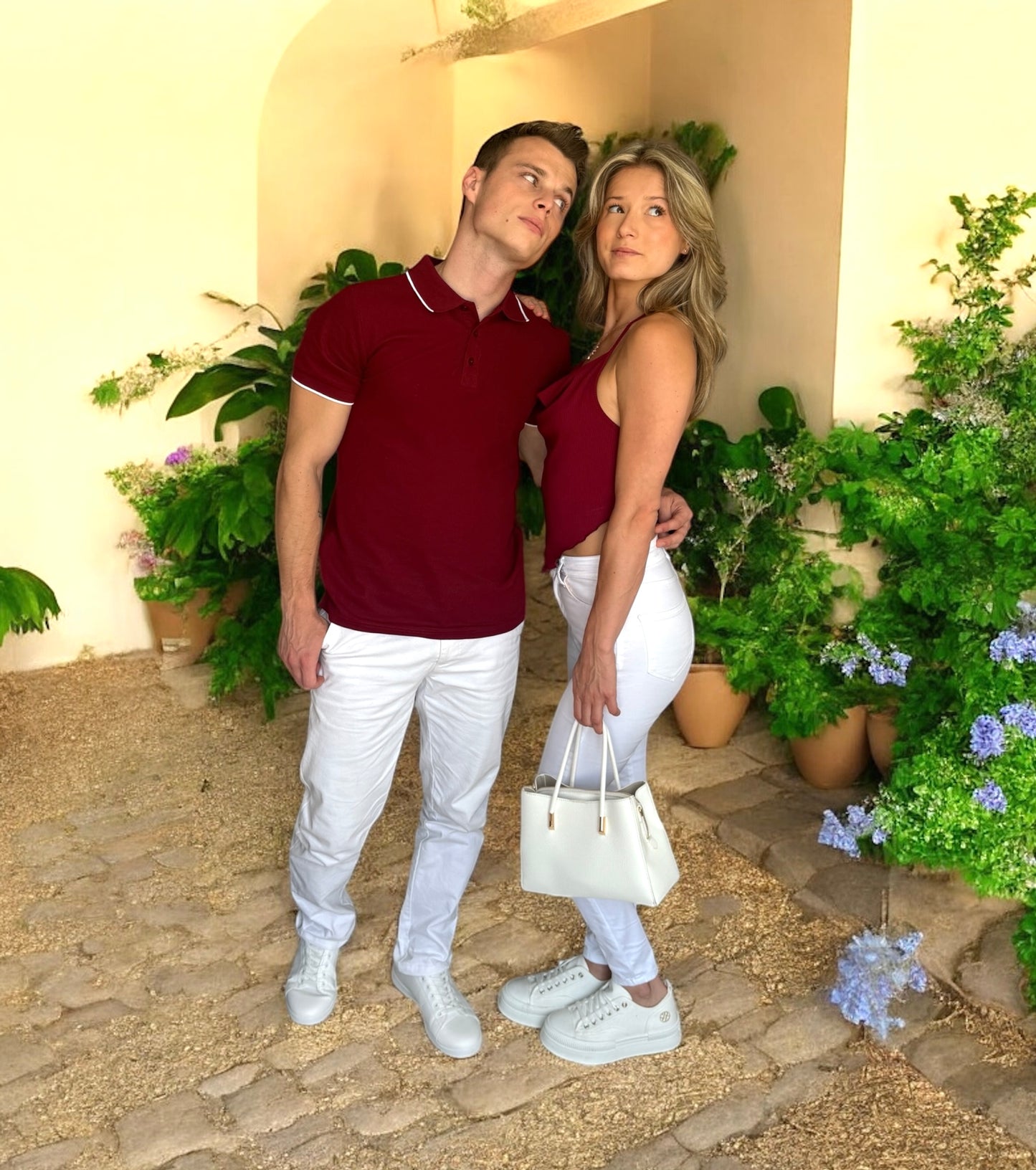 Le Couple Blanc & Bordeaux / noir
