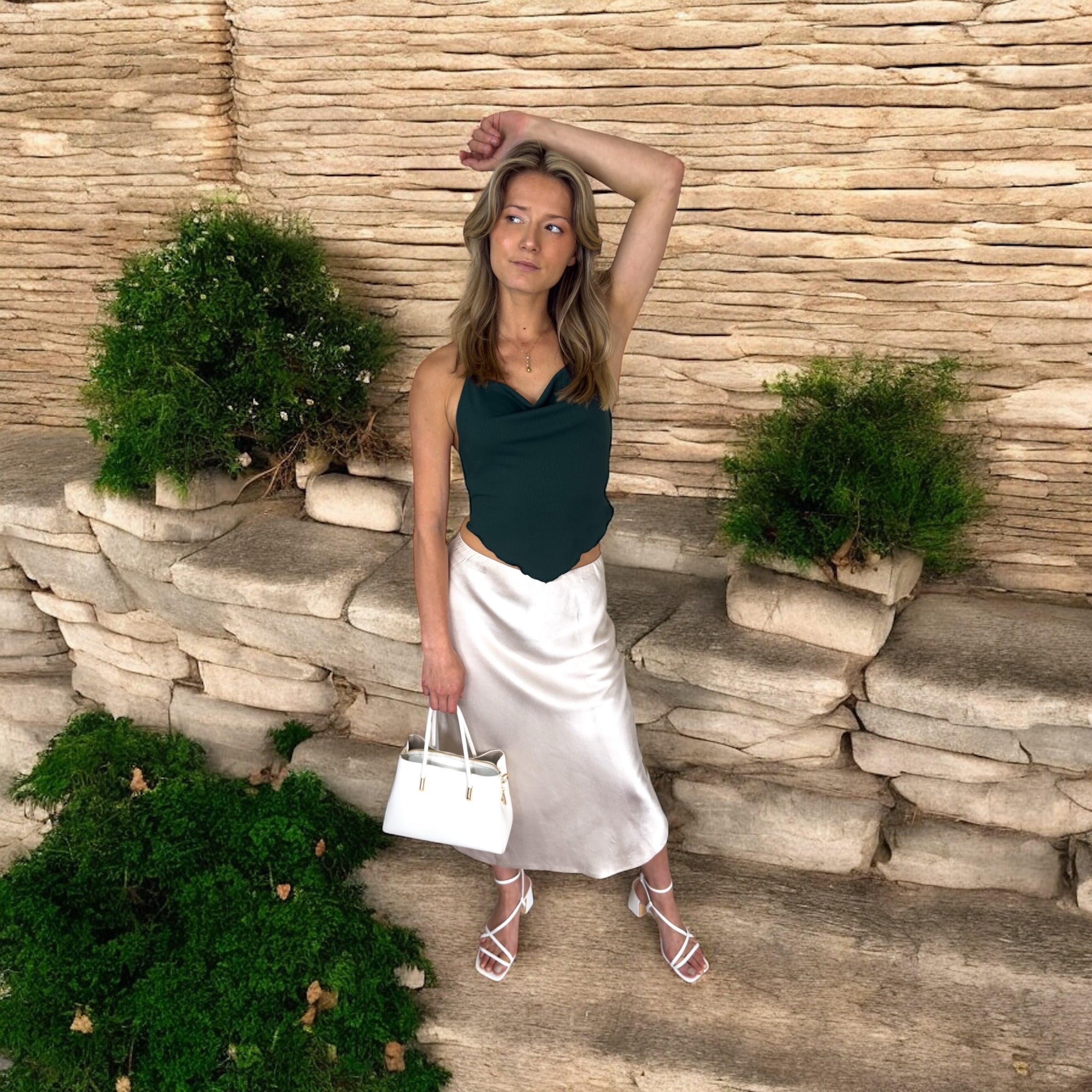 Les accords de la jupe nacrée - miniature 2