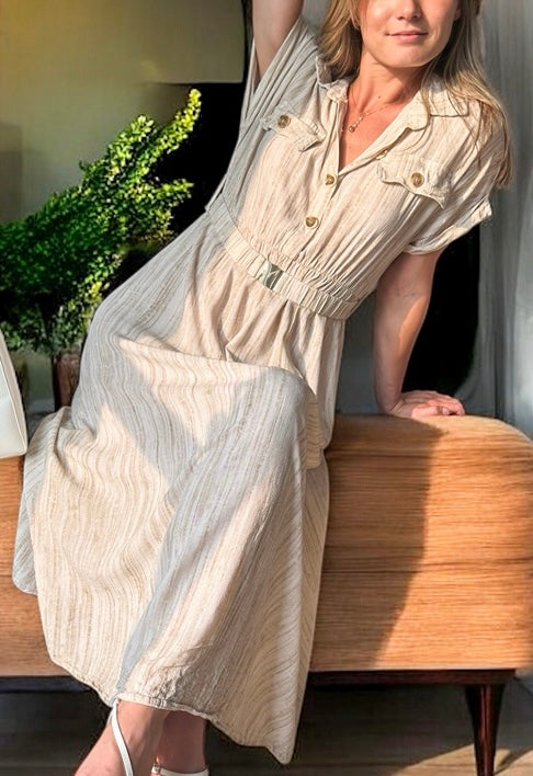 La robe chemise ceinturée